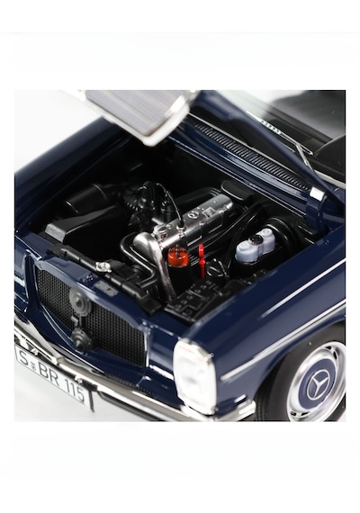 Norev 1:18 1970 Mercedes Benz 200 W115 Limousine - Midnight Blue