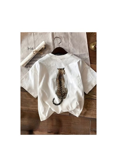 Herkesemoda Sırt Kaplan Baskı Detaylı Basic T-shirt Beyaz