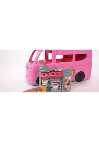 Barbie 'nin Rüya Karavanı Araç Oyun Seti