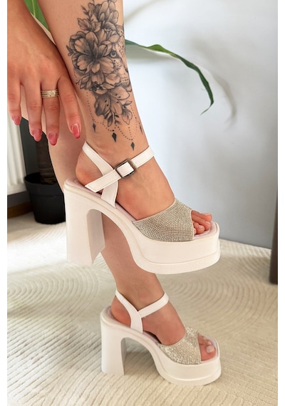 Preshley Kadın Lenisi Beyaz Simli Tek Bantlı 12 Cm Platform Topuklu Ayakkabı