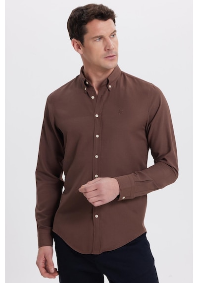 Tudors Erkek Slim Fit Dar Kesim Düz Oxford Armalı Yaka Düğmeli Kahverengi Spor Gömlek-42010 Kahverengi