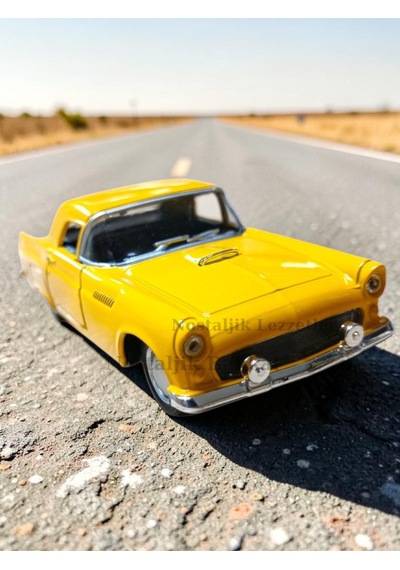 Nostaljik Sarı 1955 Ford Thunderbird 1/32 Ölçek Metal Çek Bırak Araba Kapılar Açılır Çok Renkli
