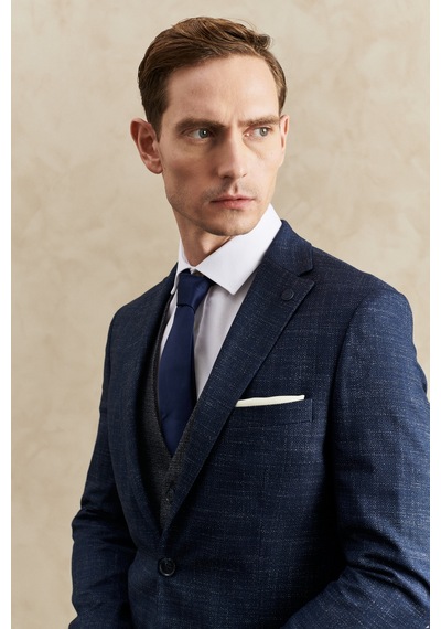 AC&Co / Altınyıldız Classics Erkek Lacivert Slim Fit Dar Kesim Mono Yaka Desenli Yelekli Takım Elbise 4A3123100002LAC546N Lacivert AC&Co / Altınyıldız Classics Erkek Lacivert Slim Fit Dar Kesim Mono Yaka Desenli Yelekli Takım Elbise 4A3123100002LAC546N Lacivert