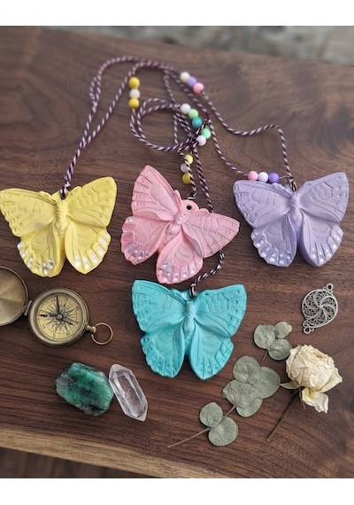 Taş Tozu Kelebek Süs - El Yapımı Pastel Renkli Duvar Süsü, Hediyelik Obje