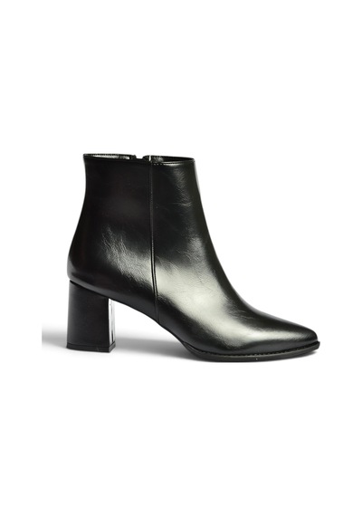 Fox Shoes Z480052960 Siyah Rustik Kalın Topuklu Klasik Kadın Bot