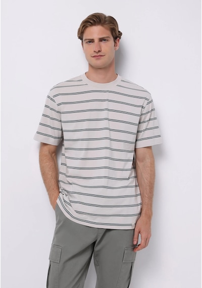 Colin's Colins Comfort Fit Yuvarlak Yaka Çizgili Erkek Yeşil Kısa Kol Tişört Cl1075391 Q1.v1 Lns Light Green Striped Colin's Colins Comfort Fit Yuvarlak Yaka Çizgili Erkek Yeşil Kısa Kol Tişört Cl1075391 Q1.v1 Lns Light Green Striped