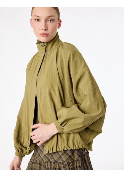 Koton Paraşüt Kumaş Uzun Kollu Cepli Dik Yaka Fermuarlı Oversize Yağmurluk Haki 6sak00067ew Koton Paraşüt Kumaş Uzun Kollu Cepli Dik Yaka Fermuarlı Oversize Yağmurluk Haki 6sak00067ew