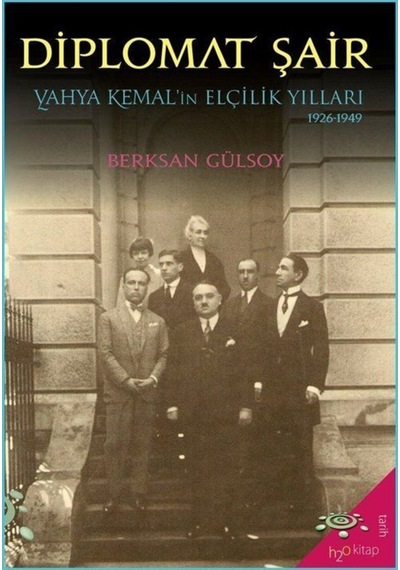 Diplomat Şair / Berksan Gülsoy 9786057637550