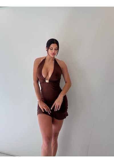 Pink Life Kahve Askılı Toka Ve Göğüs Dekolteli Mini Elbise Kahverengi