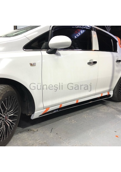 Opel Corsa D R Yan Marşpiyel (Plastik)