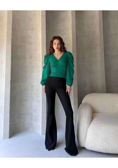 Markahit Defile V Yaka Drape Detaylı Crep Bluz Yeşil