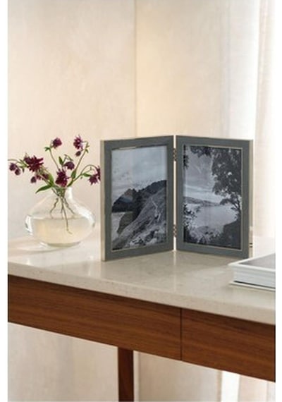 Klasik Dokulu Çift Menteşeli Çerçeve, 5 X 7 Inç Fotoğraf Için