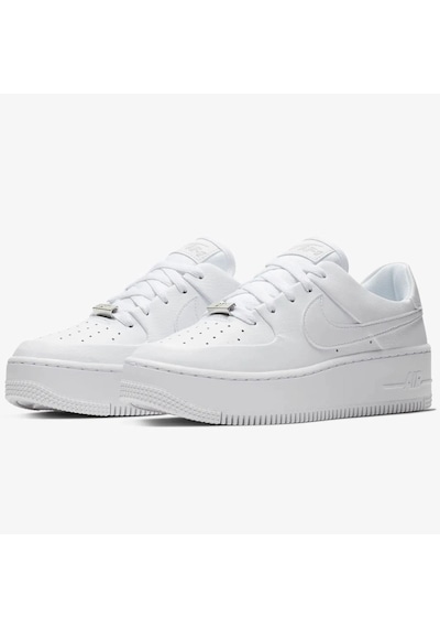 Nike Air Force 1 Sage Low Leather Womens Sneaker White Hakiki Deri Kadın Günlük Spor Ayakkabı Beyaz Beyaz Nike Air Force 1 Sage Low Leather Womens Sneaker White Hakiki Deri Kadın Günlük Spor Ayakkabı Beyaz Beyaz