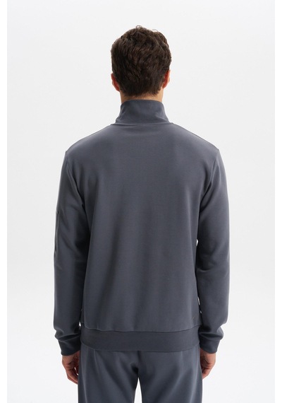 AR-MA Arma Erkek Slim Fit Dik Yaka Yarım Fermuar Pamuklu Sweatshirt Sol Kol Fermuar Cepli K30404685702 Gri AR-MA Arma Erkek Slim Fit Dik Yaka Yarım Fermuar Pamuklu Sweatshirt Sol Kol Fermuar Cepli K30404685702 Gri