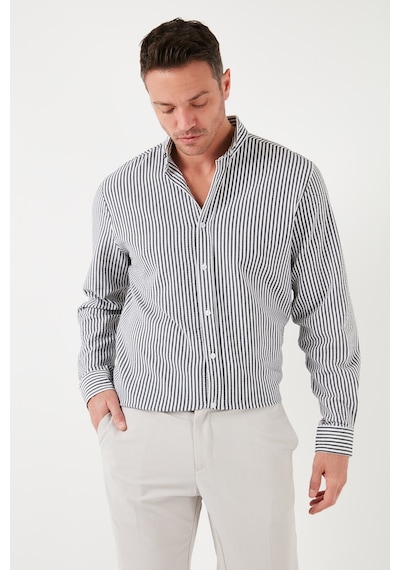 Buratti Pamuklu Çizgili Düğmeli Yaka Uzun Kollu Regular Fit Erkek Gömlek Cf23S112237 Siyah Buratti Pamuklu Çizgili Düğmeli Yaka Uzun Kollu Regular Fit Erkek Gömlek Cf23S112237 Siyah