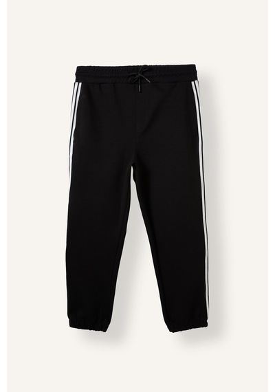 Defacto Regular Fit Yan Biyeli Lastikli Paça Jogger Eşofman Altı E9665ax26aubk81 Siyah-bk81