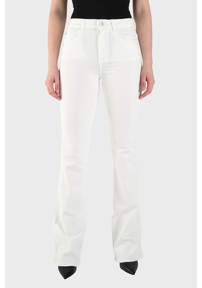 Emporio Armani Pamuklu Orta Bel Genişleyen Paça Jeans Bayan Kot Pantolon Ew001504 Af14967 M0001 Beyaz Emporio Armani Pamuklu Orta Bel Genişleyen Paça Jeans Bayan Kot Pantolon Ew001504 Af14967 M0001 Beyaz
