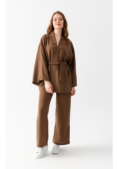 Zen Elegance Kadın Kimono Takım - Geniş Paça Keten Dokulu Alt Üst Yazlık Kadın Takım Kahve Zen Elegance Kadın Kimono Takım - Geniş Paça Keten Dokulu Alt Üst Yazlık Kadın Takım Kahve