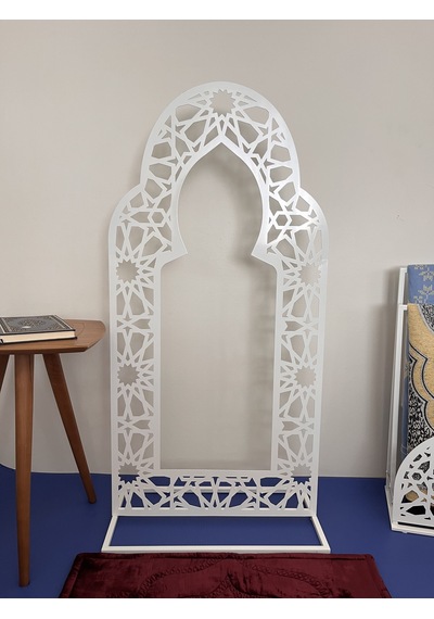 Ayaklı Metal Mihrab, İslami Motifli, Namaz Köşesi, Mescit Dekoru