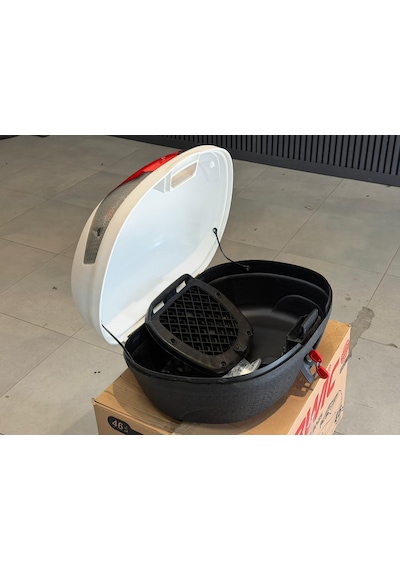 Motosiklet Arka Çanta 46 Litre Motorsiklet Kurye Çantası Siyah Renk Beyaz