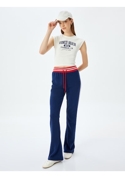 Koton Kolej Baskılı Slim Fit Bisiklet Yaka Kolsuz Crop Tişört Ekru 5sal10182ık Ekru