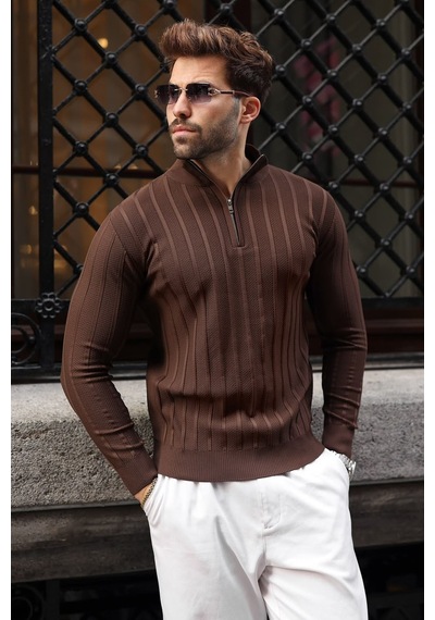 Madmext Kahverengi Slim Fit Hakim Yaka Fermuarlı Erkek Triko Kazak E7518