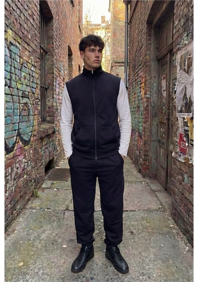 Erkek Siyah Dik Yaka Fermuarlı Yelekli 3 Lü Eşofman Takımı Beyaz Basic Sweatshirt & Jogger Alt Siyah Beyaz Erkek Siyah Dik Yaka Fermuarlı Yelekli 3 Lü Eşofman Takımı Beyaz Basic Sweatshirt & Jogger Alt Siyah Beyaz