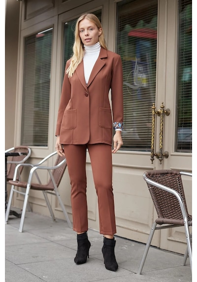 Yakalı Cepli Uzun Kol Kolu İsterse Katlanabilen Kumaş Blazer Ofis Ceket-koyu Taba K.taba Yakalı Cepli Uzun Kol Kolu İsterse Katlanabilen Kumaş Blazer Ofis Ceket-koyu Taba K.taba