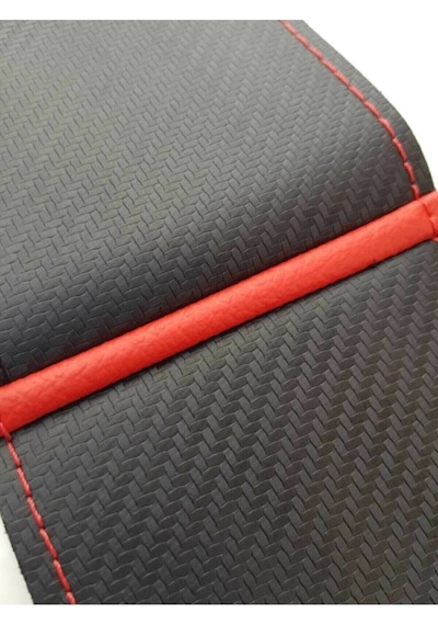 Ford Kuga Uyumlu Dikmeli Direksiyon Kılıfı Alkantara Karbon Kırmızı