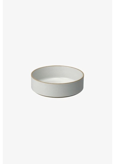 Hasami Porcelain Japon Tasarımı Parlak Gri Seramik Kase 18.5 Cm Çaplı Dekoratif Tabak & Kaseler