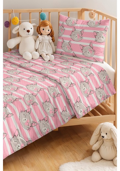Evimde Bambaşka Pembe Kedi Kız Çocuk Pike Takımı - Çizgili Gri Bebek Odası Mevsimlik Yatak Örtüsü - 160x220 CM Evimde Bambaşka Pembe Kedi Kız Çocuk Pike Takımı - Çizgili Gri Bebek Odası Mevsimlik Yatak Örtüsü - 160x220 CM