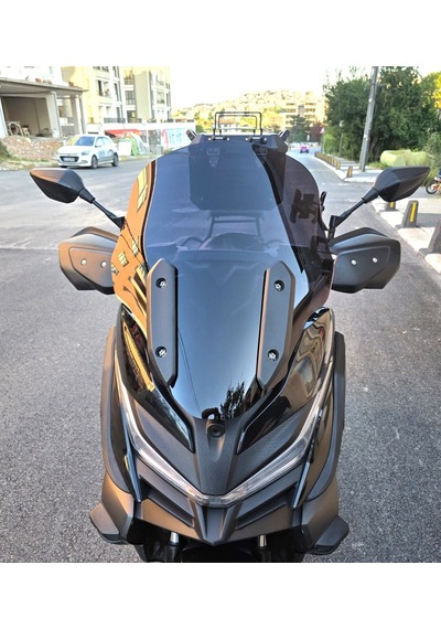 Motocam Voge Sr4 Ön Cam 2022-2026 Model 54cm Siyah Renkli 4mm