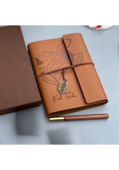 Kişiye Özel İsim Yazılı Yaprak Desenli Deri Defter Ve Kalem Hediye Seti Kahverengi
