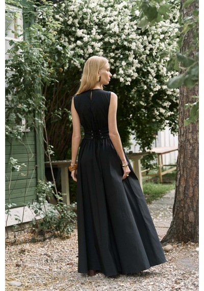 Mai Collection Mai Studios Co. Emilia Korse Detay Siyah Uzun Elbise siyah Mai Collection Mai Studios Co. Emilia Korse Detay Siyah Uzun Elbise siyah