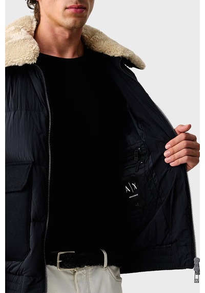Armani Exchange Regular Fit Kapitoneli Klasik Yaka Mont Erkek Mont Xm003325 Af27210 Ub101 Lacivert Armani Exchange Regular Fit Kapitoneli Klasik Yaka Mont Erkek Mont Xm003325 Af27210 Ub101 Lacivert