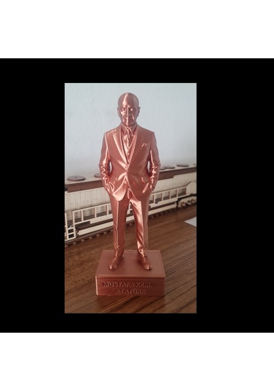 Çalışma Masası Ve Kitaplık İçin Dekoratif 15 Cm Atatürk Heykeli Modern Hediyelik Ürün