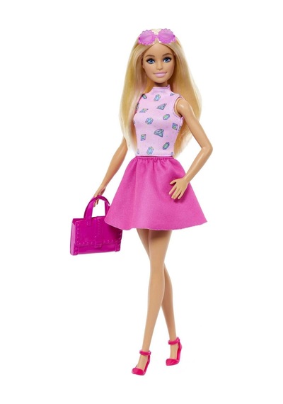 Hkb07 Barbie Ve Muhteşem Kıyafetleri