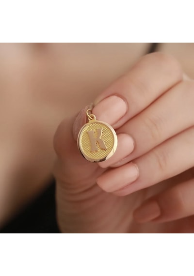 Özden Kuyumcusu  14 Ayar Altın Vintage Oval K Harf Kolye Ucu