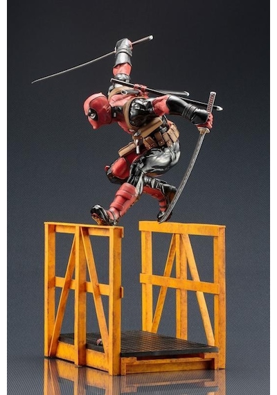 Kotobukiya Super Deadpool Artfx Statue