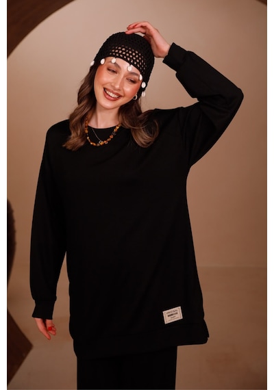 Balenbi Kadın Oysh Modal Kumaş Oversize 80 Cm Tunik Bol Paça Pantolon Tesettür Takım 1228 Siyah Balenbi Kadın Oysh Modal Kumaş Oversize 80 Cm Tunik Bol Paça Pantolon Tesettür Takım 1228 Siyah
