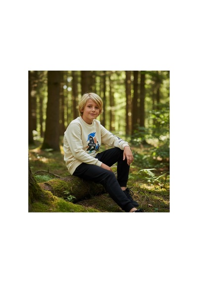 Fesshera Kids Erkek Çocuk Eşofman Takımı Baskılı Sweatshirt Ve Siyah Jogger Alt Pamuklu Kışlık Takım Bej Fesshera Kids Erkek Çocuk Eşofman Takımı Baskılı Sweatshirt Ve Siyah Jogger Alt Pamuklu Kışlık Takım Bej