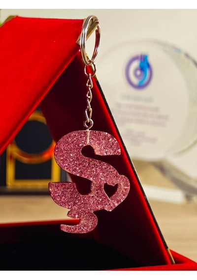 Harfli Anahtarlık Epoksi Kişiye Özel Yapım El Yapımı Harf Anahtarlık Kelebek Model Özel Tasarım Hediyelik Ürün Mağzamızda Tüm Harfler Mevcuttur. Kalpli Model Beyaz - Pembe Harfli Anahtarlık Epoksi Kişiye Özel Yapım El Yapımı Harf Anahtarlık Kelebek Model Özel Tasarım Hediyelik Ürün Mağzamızda Tüm Harfler Mevcuttur. Kalpli Model Beyaz - Pembe