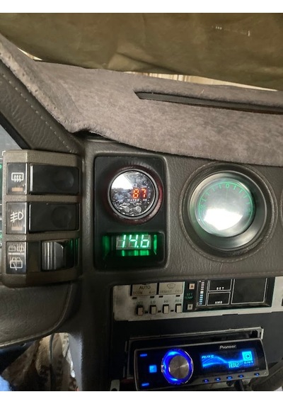 1984nissan Z31 Klima Gösterge Yuvası