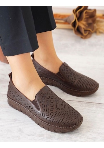 Beren Hakiki Deri Acı Kahve Kadın Ayakkabı Lazer Delikli Ortopedik Taban Slip-on Casual Günlük Yürüyüş Ayakkabısı Kahverengi