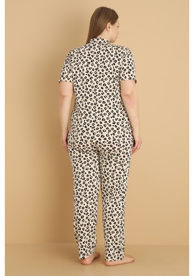 Wordex Mirano 2850 Desenli Milan Kumaş Kısa Kollu Düğmeli Büyük Beden Kadın Pijama Takımı Leopar