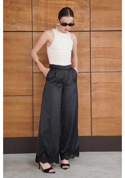 Verymoda Puantiyeli Paçası Dantelli Saten Pantolon D2970 Siyah