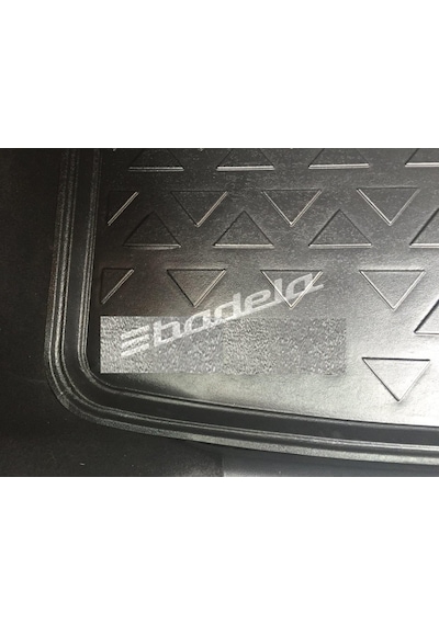 Mercedes B Serısı 2011-2018 Uyumlu Bagaj Havuzu Kokusuz Kaucuk 3D