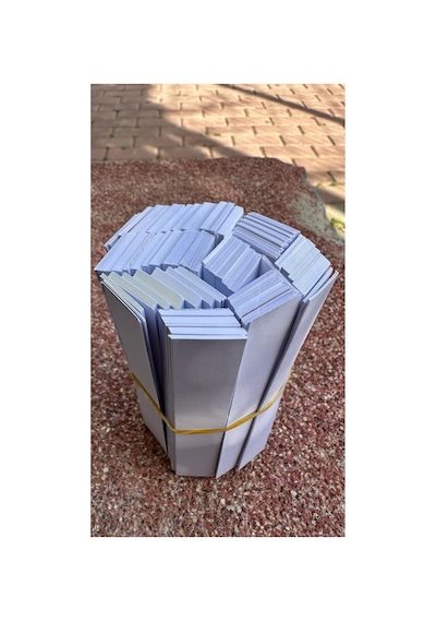 Mat Parfüm Koku Test Kağıdı 100'lü Paket 0,07 Kg