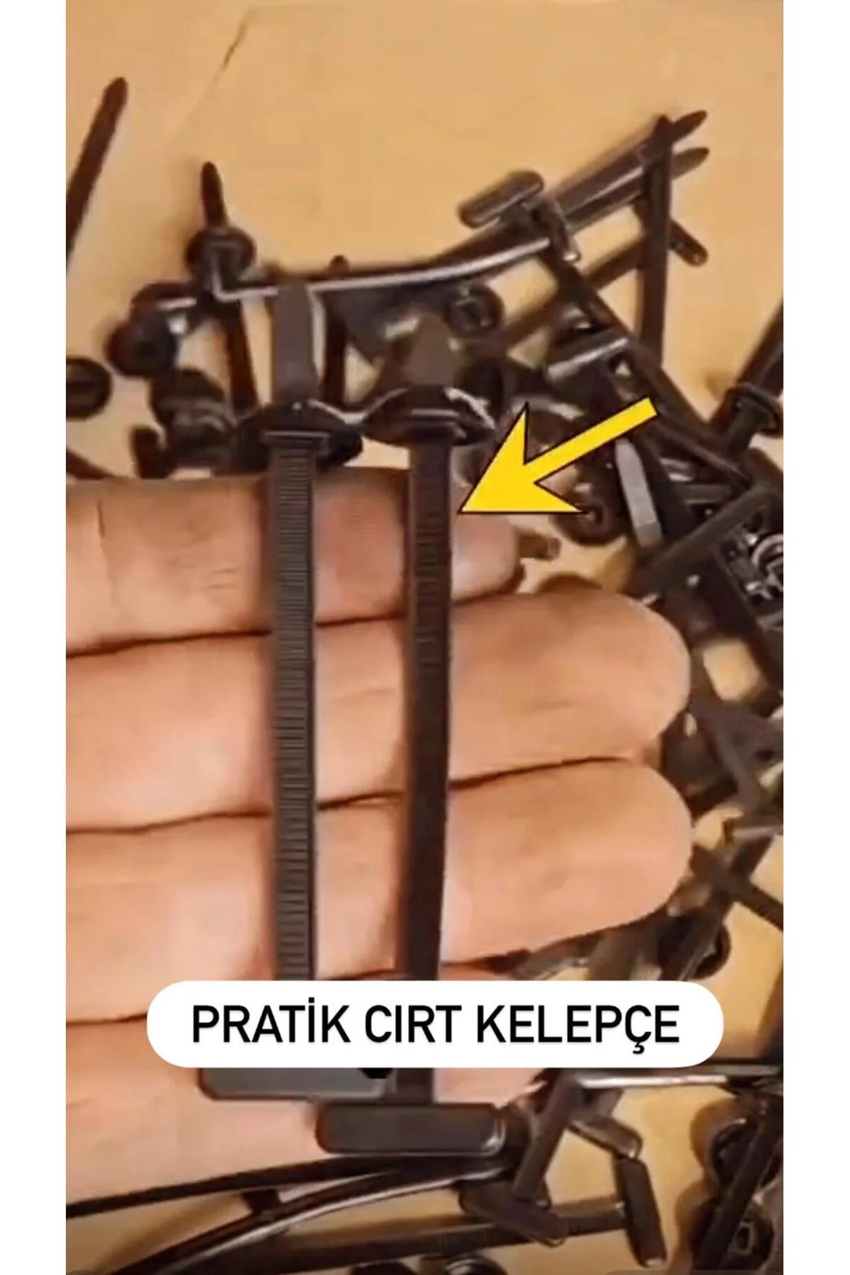 Yeni Nesil Plastik Cırt Kelepçe Klips 100lü Set 50 Büyük + 50 Küçük Otomobil Trim Kamp Tamir Sabitleme Seti Siyah
