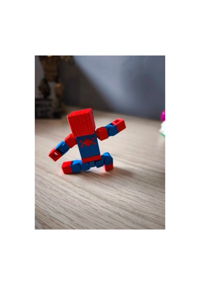 Minecraft Temalı Spider-man Figürü